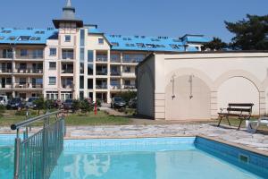 Bazén v ubytování Apartament "Zacisze" nebo v jeho okolí