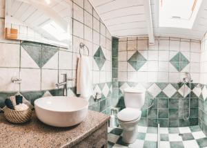 Koupelna v ubytování Villa Anastasia + 16 fotografií