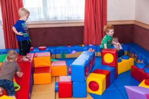 Детский клуб в Langstone Cliff Hotel