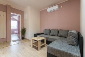 Posezení v ubytování New apartment with terrace and sea view