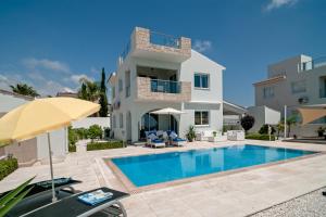 Gallery image of Villa Verdi: Luxury villa with private pool in Peyia