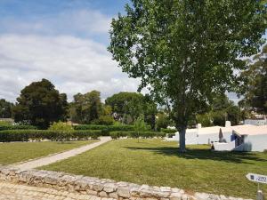 Jardín al aire libre en Remodelada Villa nos Jardins da Balaia