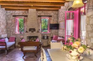Gallery image of Aresti Mountain Resort in Agios Leon