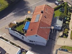 Budova, v ktorej sa privát nachádza + 24 fotografií