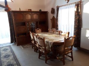 Fotografia z galérie ubytovania Csalavér-Vendégvadászház v destinácii Noszvaj