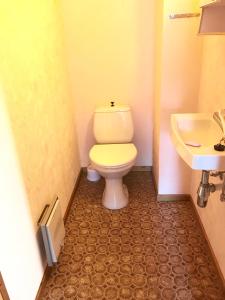 Phòng tắm tại Villa Holmen 2