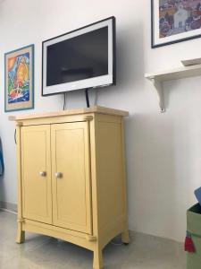 TV a/nebo společenská místnost v ubytování Beach apartmant