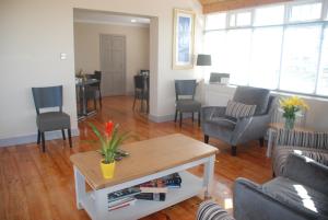 Area soggiorno di Tuskar House by the Sea