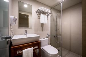 Koupelna v ubytování Wemeet Hotel Taipei + 37 fotografií