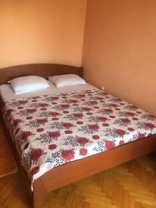Postel nebo postele na pokoji v ubytování Apartments Stevo Nikočević