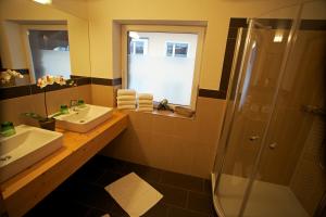 Kúpeľňa v ubytovaní Anblick Appartement with lake view