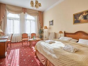 Postel nebo postele na pokoji v ubytování Hotel Romance