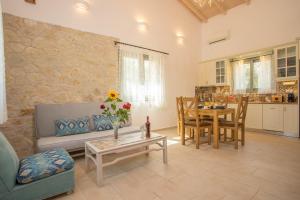 A kitchen or kitchenette at Alexandros Stone House
