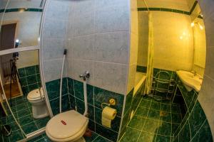 Kúpeľňa v ubytovaní Aqua Line Apartmanház