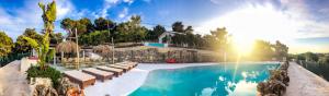 Bazén v ubytovaní Viestemare Resort & SPA alebo v jeho blízkosti