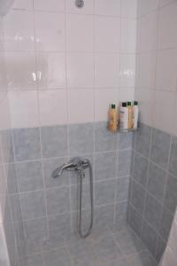 Kúpeľňa v ubytovaní Keratea Apartment Athens Airport