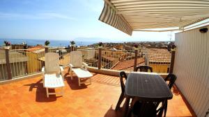 A general sea view or a sea view taken from Az apartmant