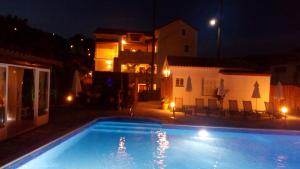 Bazén v ubytování Marketos Apartments nebo v jeho okolí