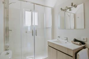 Apartamentos Verde Mar tesisinde bir banyo