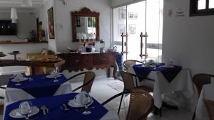 Ein Restaurant oder anderes Speiselokal in der Unterkunft Pousada Maria Bonita 