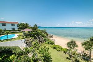 Utsikt över poolen vid Ishigaki Sunset Cove eller i närheten