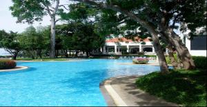 Bazén v ubytování Purimas Beach Hotel & Spa nebo v jeho okolí