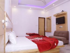 Postel nebo postele na pokoji v ubytování Friends Hostel by Backpackers Heaven- New Delhi Railway Station - Paharganj