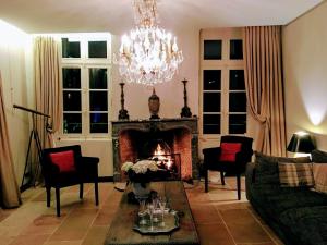 New Cottage & spa de nage Guesthouse的休息区