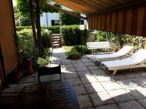 Κήπος έξω από το Residence Il Cavallino