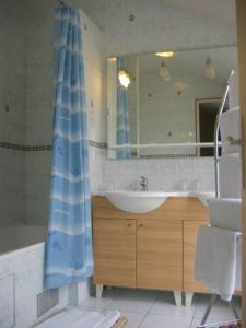 Et badeværelse på Hotel Ferney République