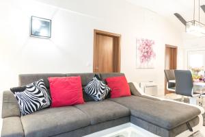 Ein Sitzbereich in der Unterkunft Tranquility and Nature in 4 Bedroom with Sea View