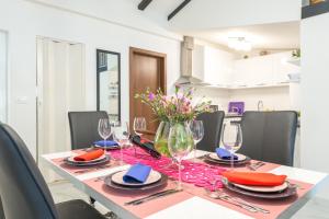 Galeriebild der Unterkunft Tranquility and Nature in 4 Bedroom with Sea View in Mokošica
