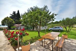 Zahrada ubytování Apartmani Miluška