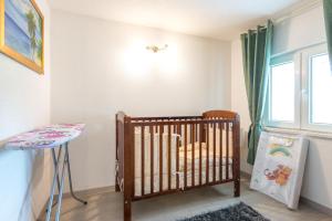 Ein Bett oder Betten in einem Zimmer der Unterkunft Tranquility and Nature in 4 Bedroom with Sea View