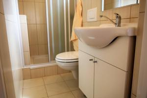 Kúpeľňa v ubytovaní Sunnyy Beacch Apartments