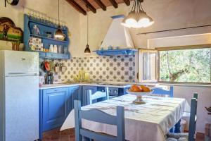 A kitchen or kitchenette at Tuscan Roots