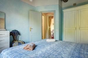 A bed or beds in a room at Tuscan Roots