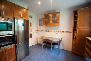 A kitchen or kitchenette at Calle Río de la Pila