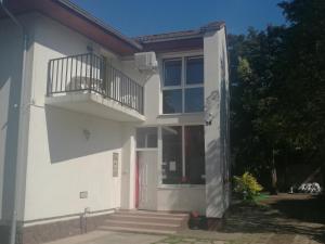 Budova, v ktorej sa apartmán nachádza