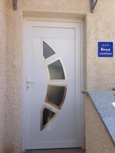 Fotografie z fotogalerie ubytování Apartmani Tatić Štinjan v destinaci Štinjan