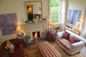 Gallery image of Scaurbridge House in Thornhill