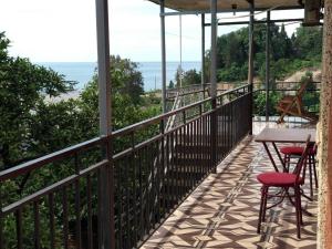 Gallery image of Giga Guest House in Makhinjauri