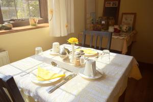 Gallery image of Strawberry Cottage B&B in Hedge End