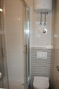Bagno di Room with garden