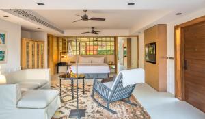 Posezení v ubytování Azaya Beach Resort Goa