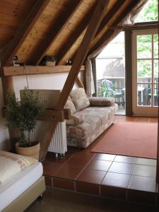 A seating area at Apartments Bed & Breakfast Brückner