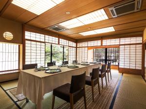 Gallery image of Nanzenji sando KIKUSUI in Kyoto