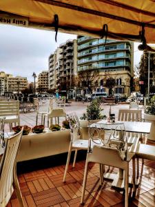 Gallery image of Charming Rooms with a Seaview in Sliema