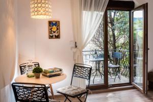 Balkón nebo terasa v ubytování Delightful Studio Sara