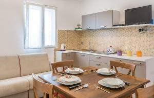 Kuchyňa alebo kuchynka v ubytovaní Villa Giò